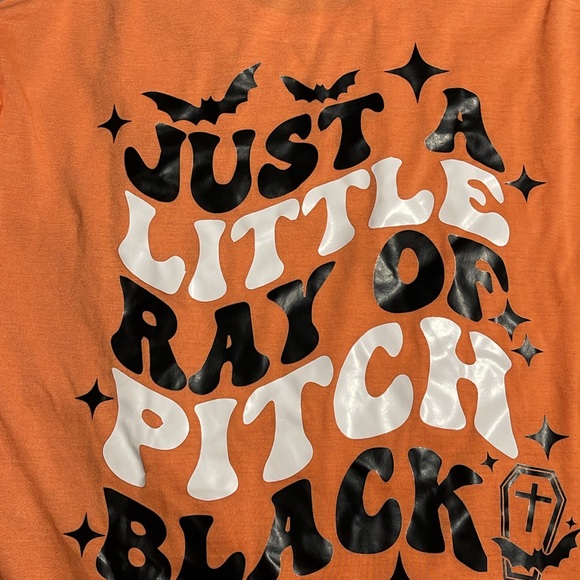 7 random tees - Picture 3 of 3